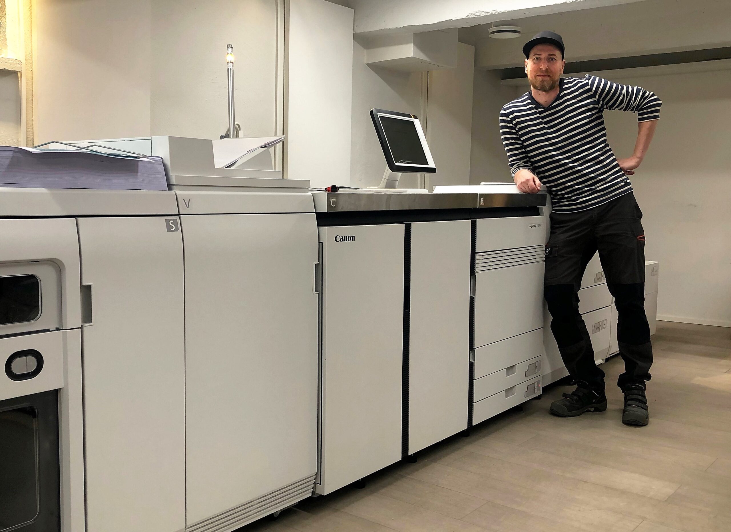 Canon imagePress V1000